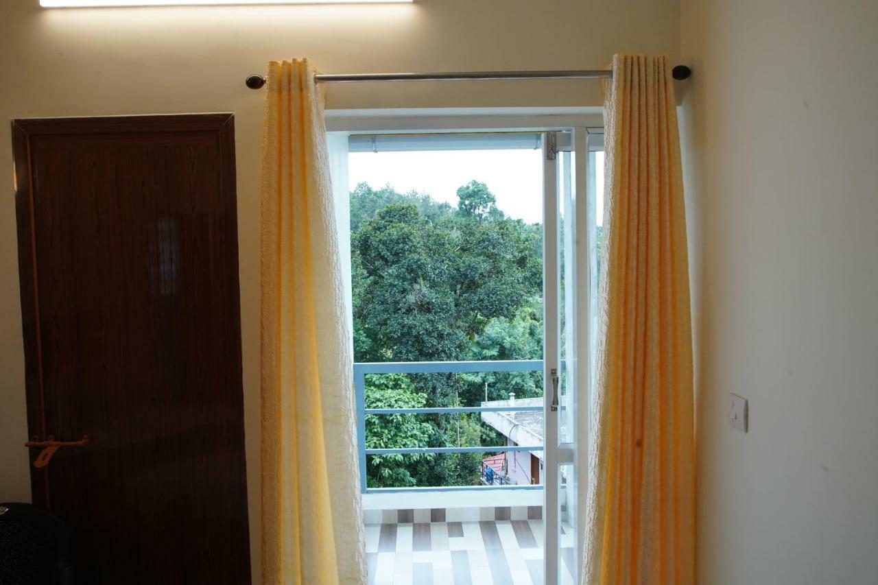 Lamond Holidays Munnar Esterno foto